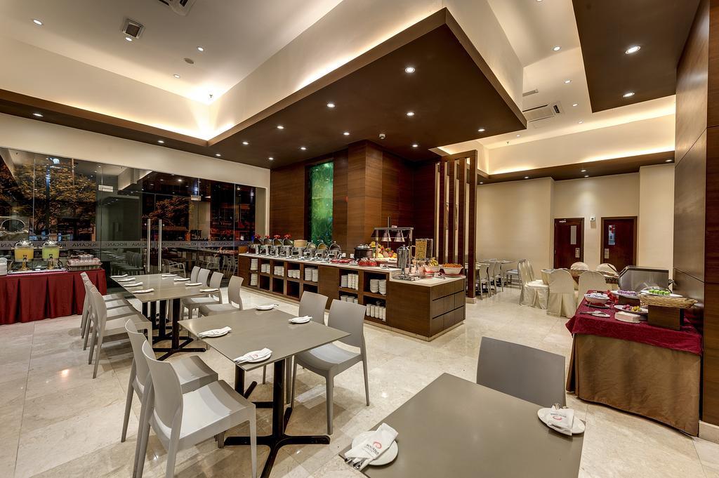Rocana Hotel Kuantan Dış mekan fotoğraf