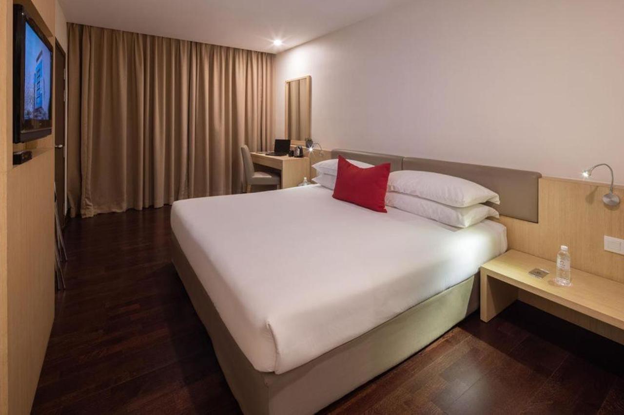 Rocana Hotel Kuantan Dış mekan fotoğraf