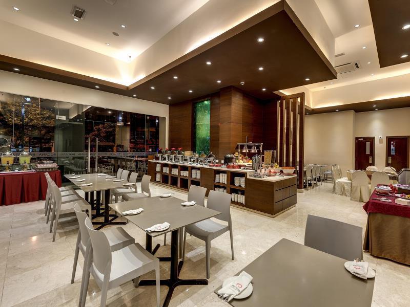 Rocana Hotel Kuantan Dış mekan fotoğraf